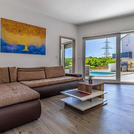 Σπίτι διακοπών Stunning In Πούλα