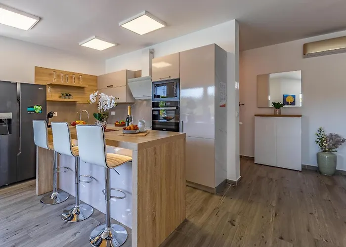 Stunning In Σπίτι διακοπών Πούλα