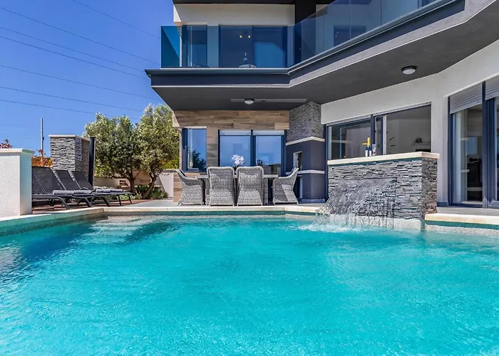 Stunning In * Πούλα